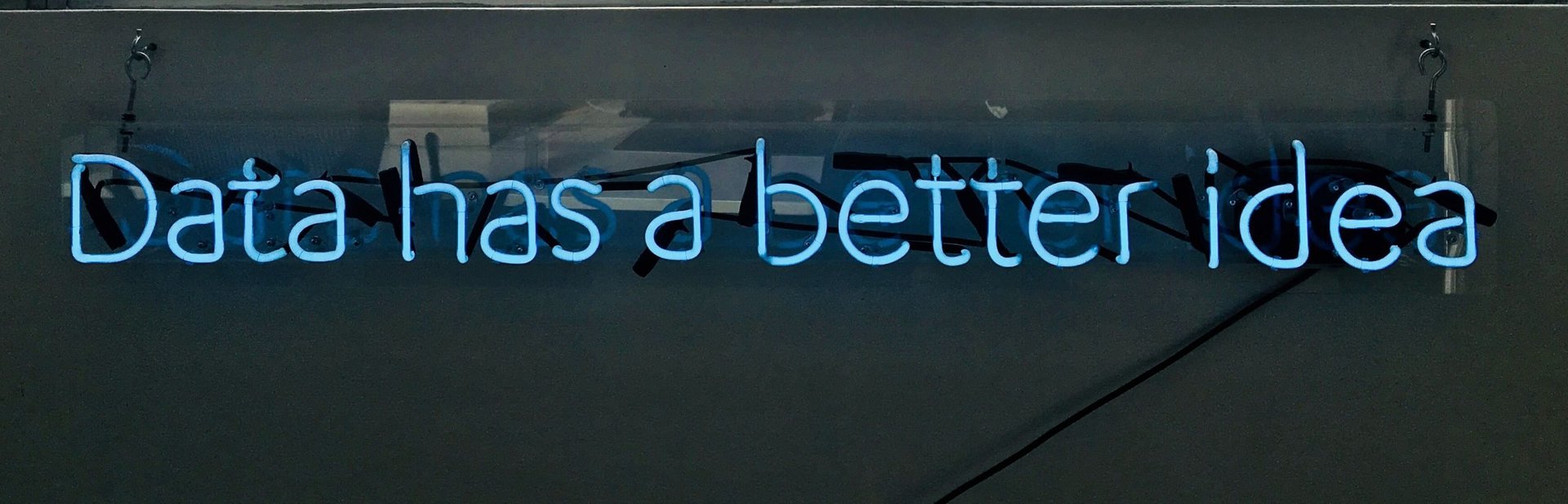 <span id="hs_cos_wrapper_name" class="hs_cos_wrapper hs_cos_wrapper_meta_field hs_cos_wrapper_type_text" style="" data-hs-cos-general-type="meta_field" data-hs-cos-type="text" >Artificial intelligence (AI) and marketing: 2025 trends</span>